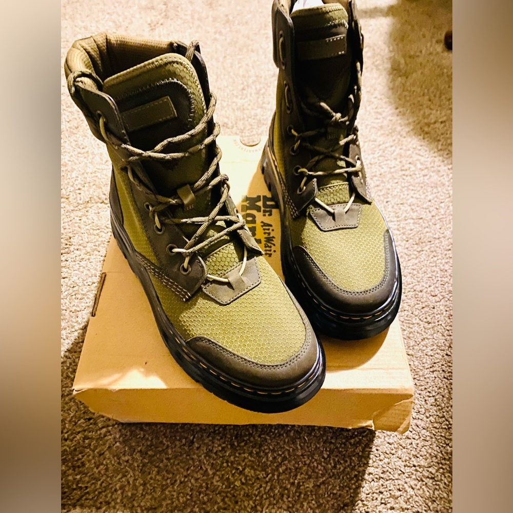 Dr. Martens Tarik TG Olive Green Boots 
Men 8/Women 9|Unisex|NIB